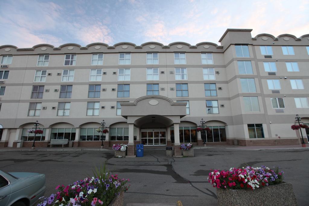St. Albert Inn & Suites Saint Albert Ngoại thất bức ảnh